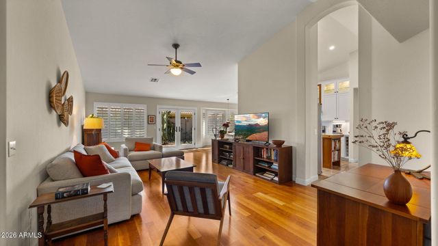 8390 S MILL Avenue, Tempe, AZ 85284