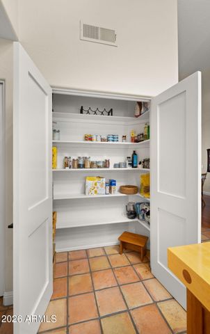 8390 S MILL Avenue, Tempe, AZ 85284