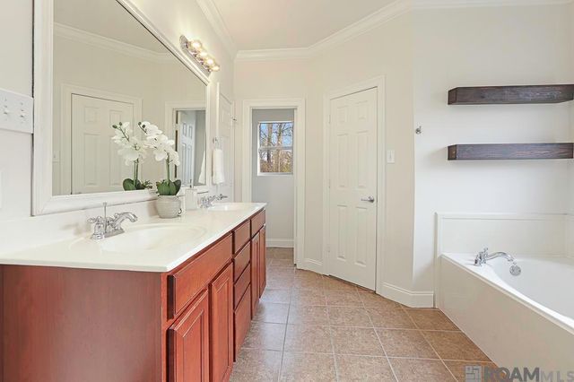 22782 Greencliff Dr, Denham Springs, LA 70726