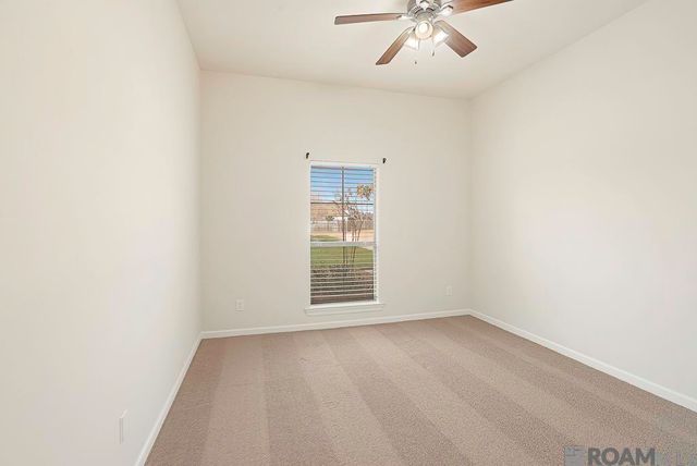 22782 Greencliff Dr, Denham Springs, LA 70726