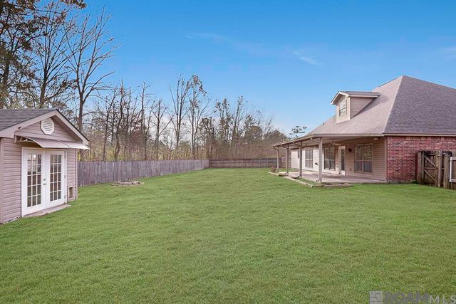 22782 Greencliff Dr, Denham Springs, LA 70726