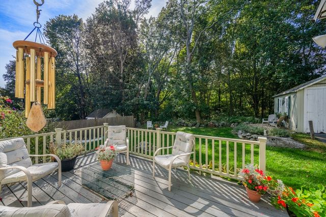 66 Jersey St, Marblehead, MA 01945