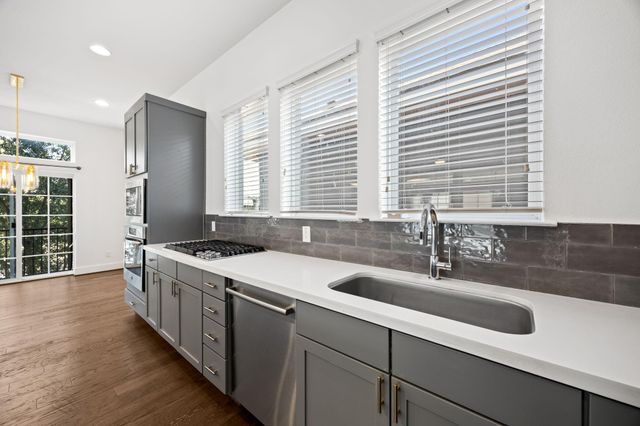 1515 Weber Street A, Houston, TX 77007