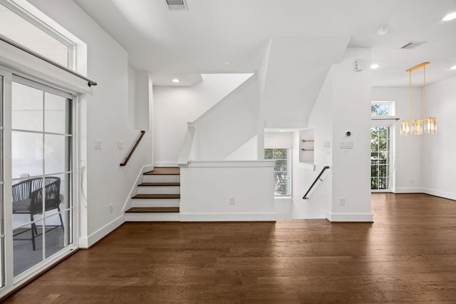 1515 Weber Street A, Houston, TX 77007