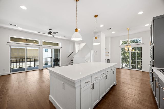 1515 Weber Street A, Houston, TX 77007