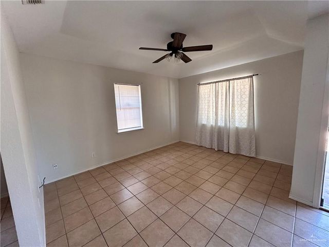 524 E Adams Street, Alton, TX 78573