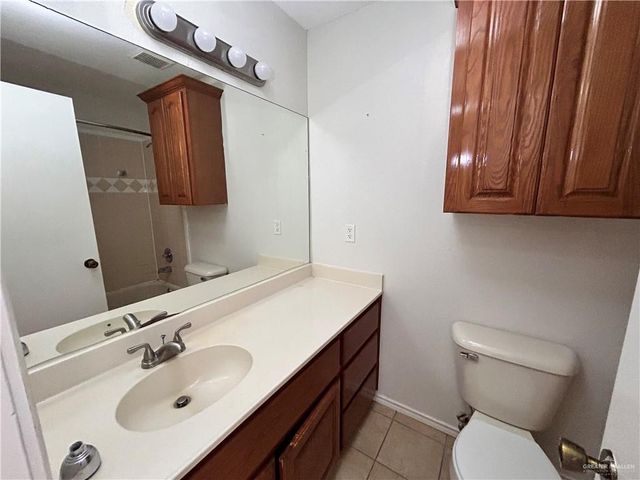 524 E Adams Street, Alton, TX 78573