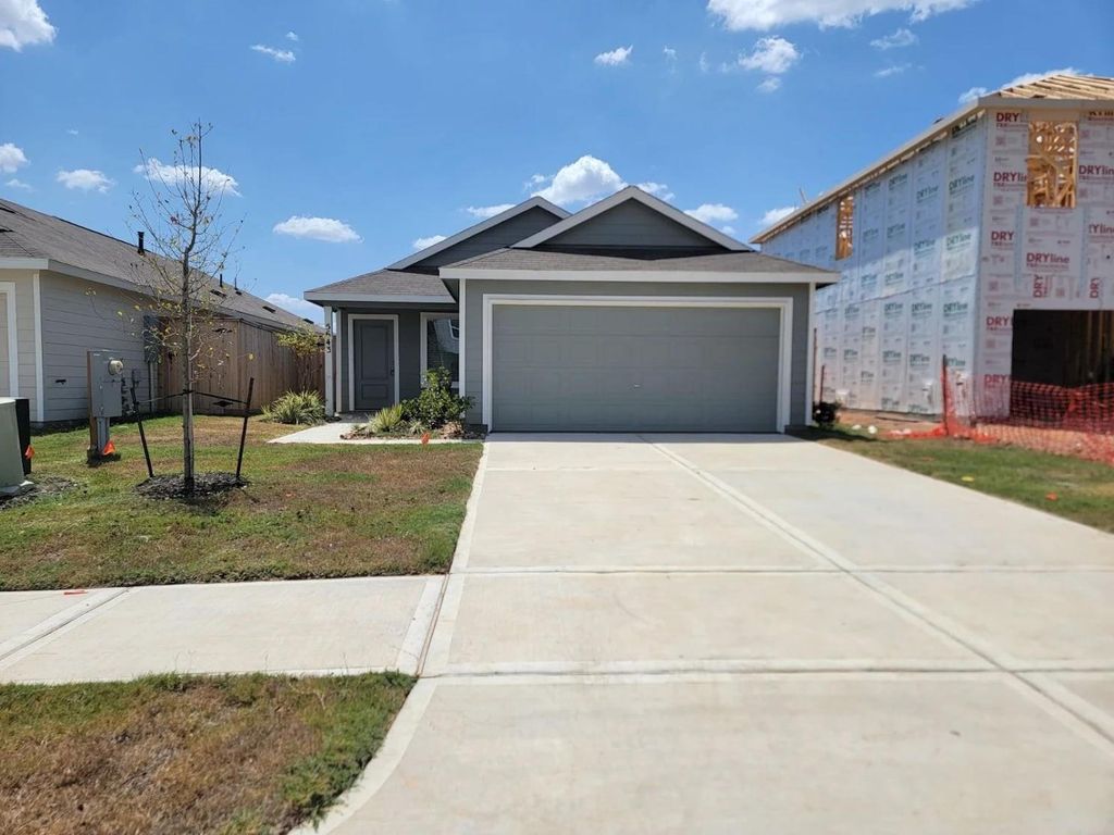 5643 Shelford Birch Drive, Conroe, TX 77303