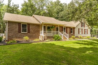 205 Overlook Ct, White House, TN 37188