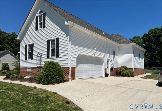 4249 Cedar Creek Ln, Prince George, VA 23875