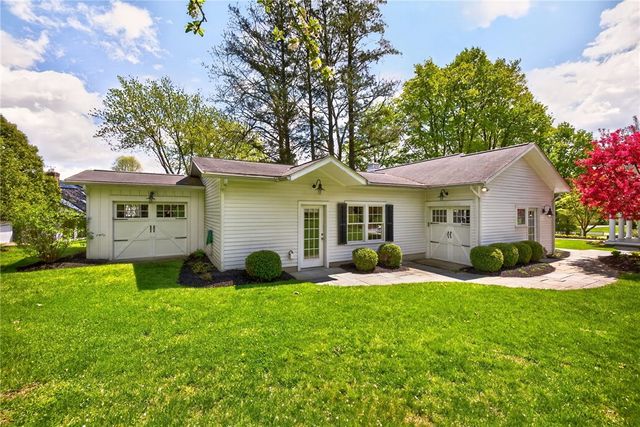 489 Thornell Road, Pittsford, NY 14534