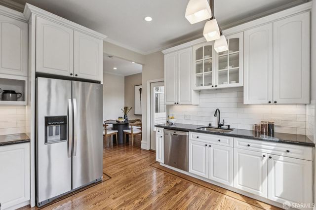 546 18th Avenue, San Francisco, CA 94121