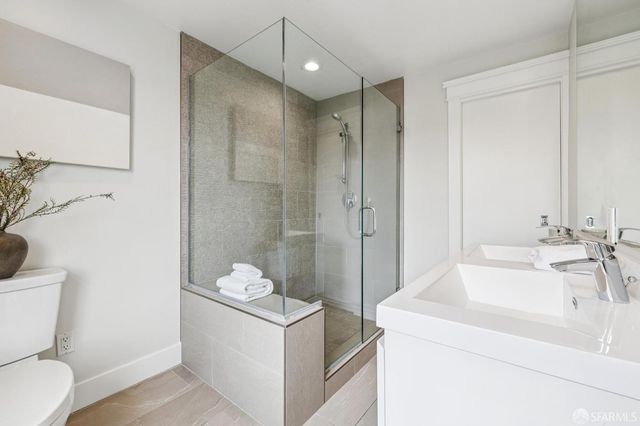 546 18th Avenue, San Francisco, CA 94121