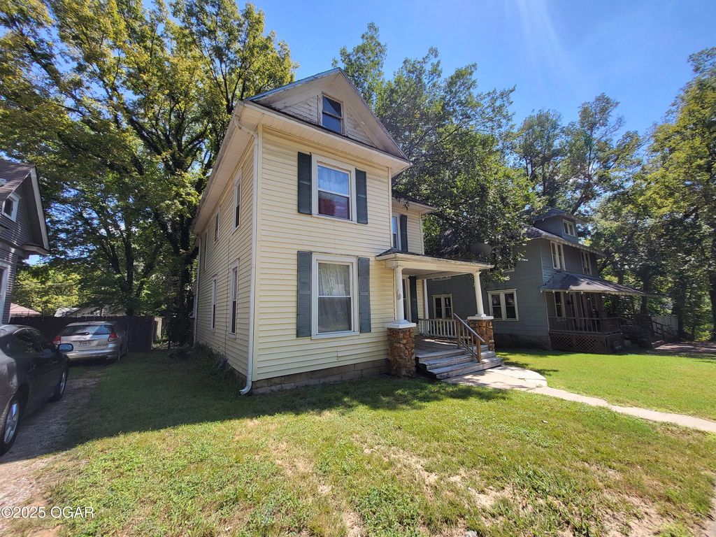 523 N Joplin Avenue, Joplin, MO 64801