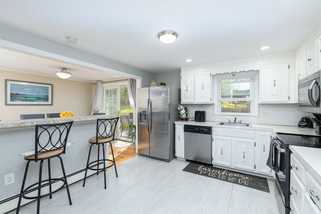 319 Malden Street, Holden, MA 01520