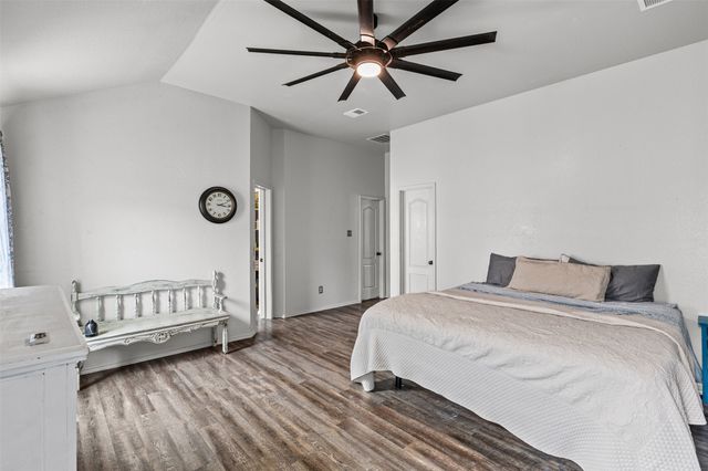 232 Laramie Lane, Desoto, TX 75115