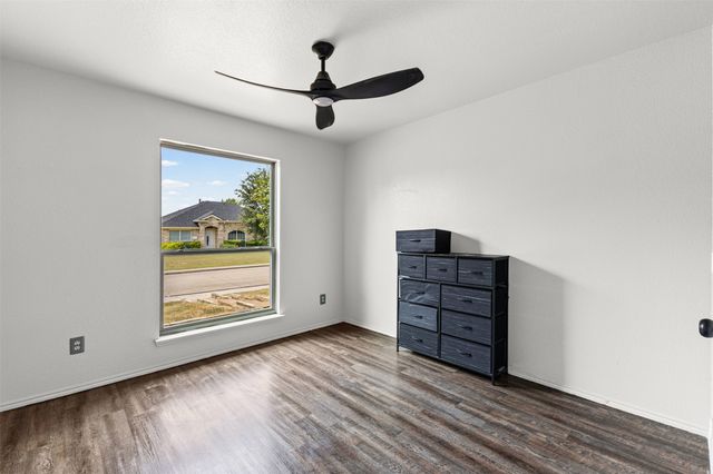 232 Laramie Lane, Desoto, TX 75115