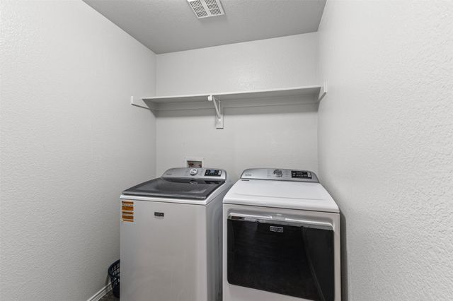 232 Laramie Lane, Desoto, TX 75115