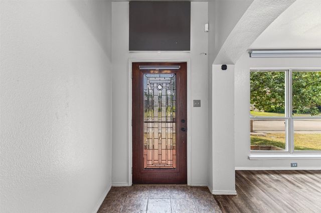 232 Laramie Lane, Desoto, TX 75115