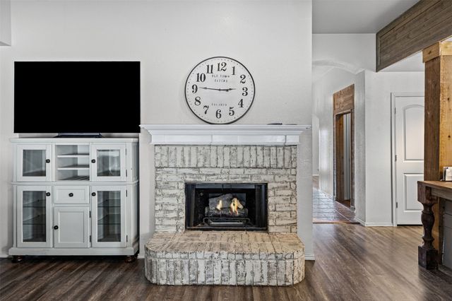 232 Laramie Lane, Desoto, TX 75115