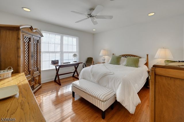 15 Skytop Dr, Denville Twp., NJ 07834