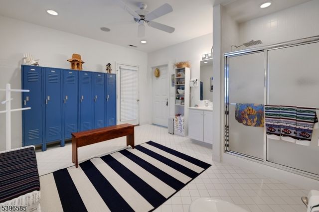 15 Skytop Dr, Denville Twp., NJ 07834