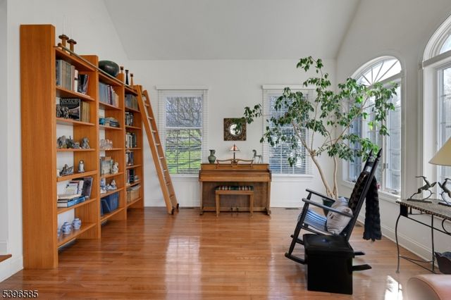 15 Skytop Dr, Denville Twp., NJ 07834