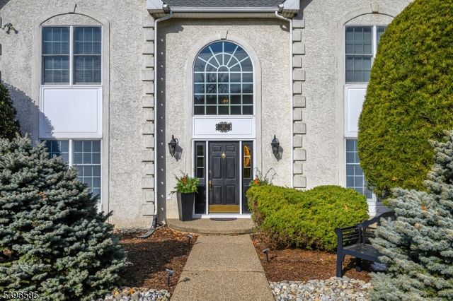 15 Skytop Dr, Denville Twp., NJ 07834