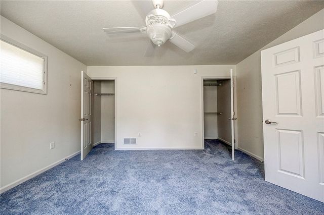 320 N Lakeside Dr, Canonsburg, PA 15317