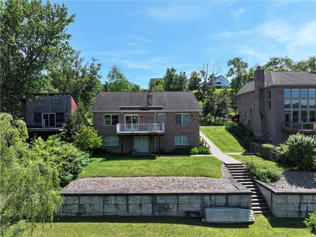 320 N Lakeside Dr, Canonsburg, PA 15317