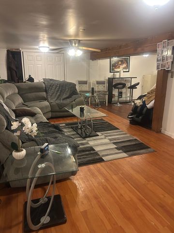 2816 W 85th Street, Chicago, IL 60652