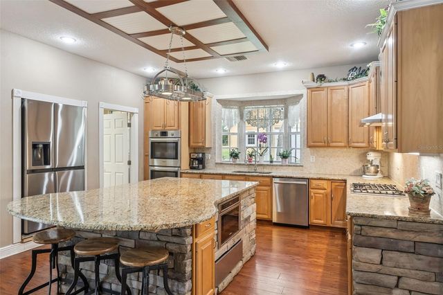 16526 HIGHLAND AVENUE, Montverde, FL 34756