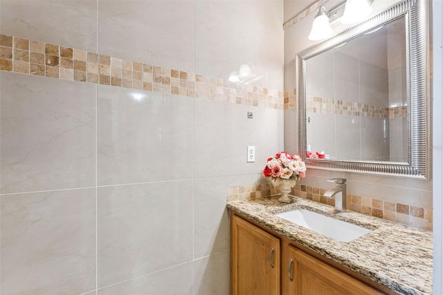 16526 HIGHLAND AVENUE, Montverde, FL 34756
