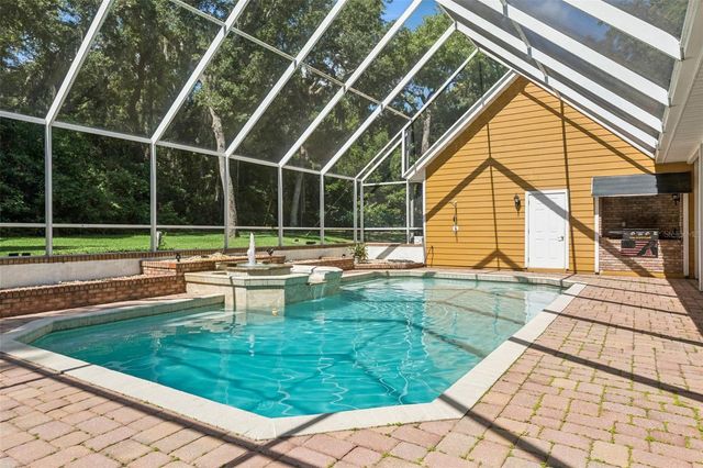 16526 HIGHLAND AVENUE, Montverde, FL 34756