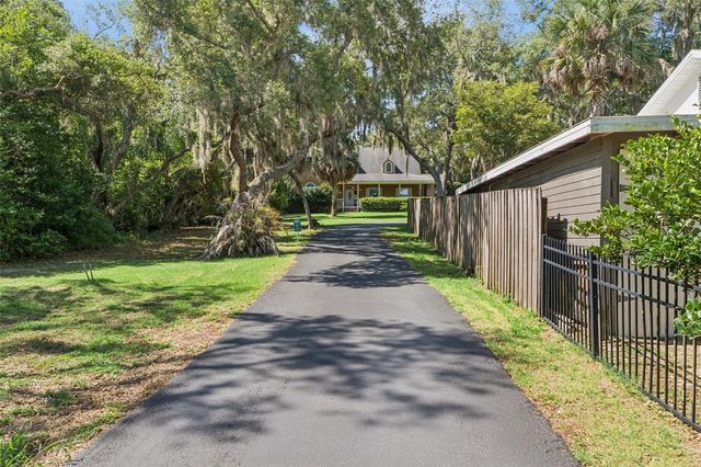 16526 HIGHLAND AVENUE, Montverde, FL 34756