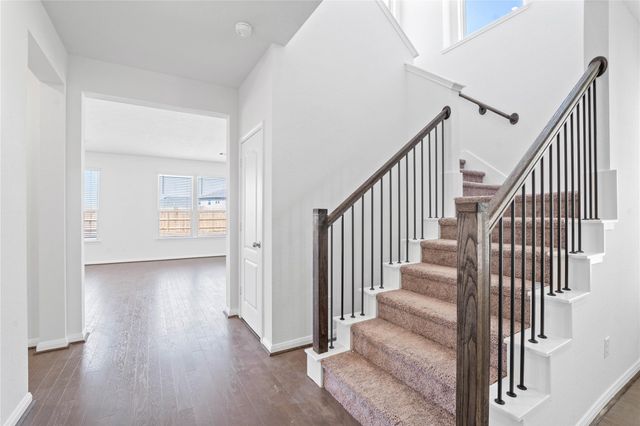 1526 Grand Olympia Drive, Fresno, TX 77545