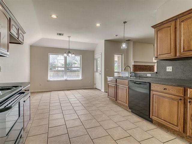 212 John Rausch Lane, Edmond, OK 73003
