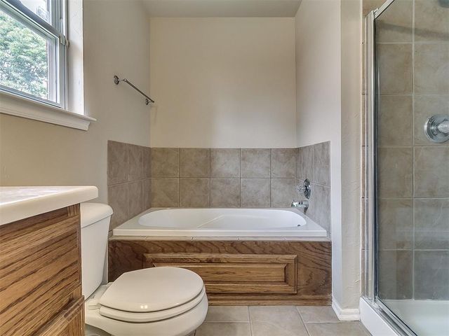 212 John Rausch Lane, Edmond, OK 73003