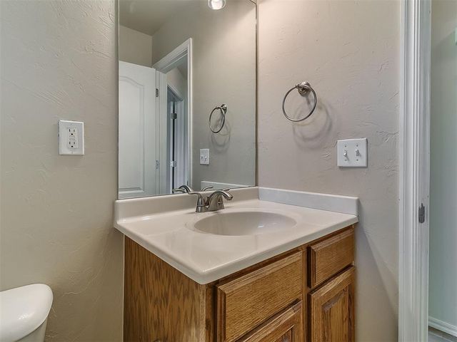 212 John Rausch Lane, Edmond, OK 73003