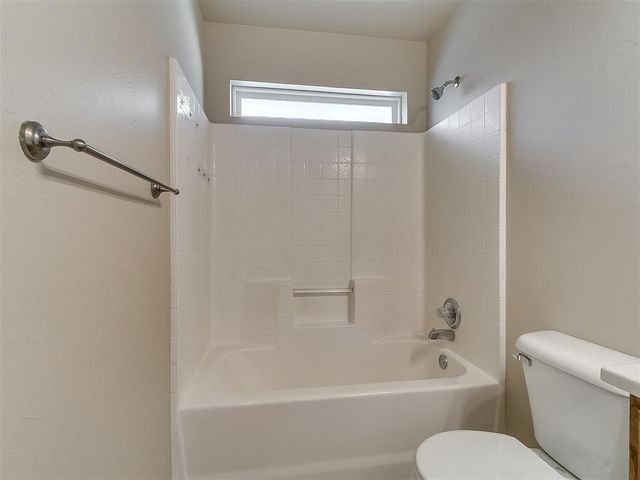 212 John Rausch Lane, Edmond, OK 73003