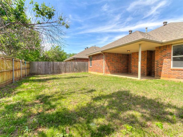 212 John Rausch Lane, Edmond, OK 73003