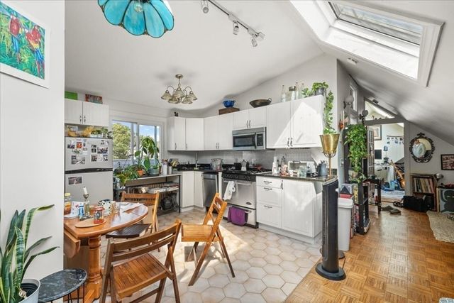 10 Bynner St, Boston, MA 02130