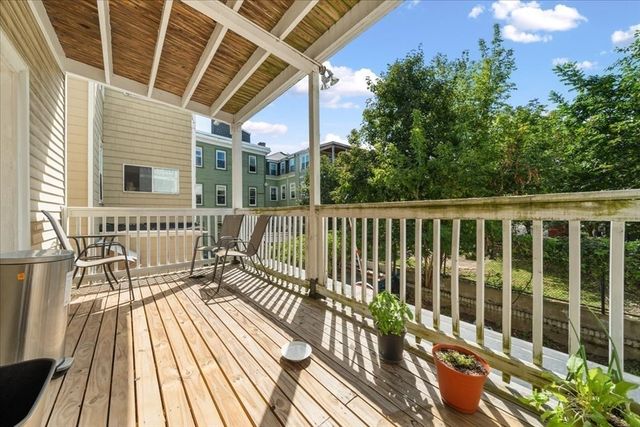 10 Bynner St, Boston, MA 02130