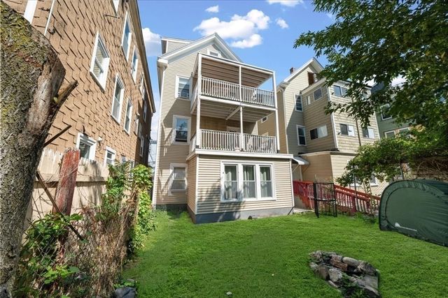 10 Bynner St, Boston, MA 02130