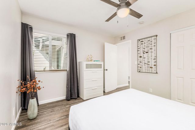 231 LAGUNA Drive E, Litchfield Park, AZ 85340