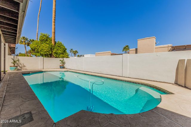 231 LAGUNA Drive E, Litchfield Park, AZ 85340