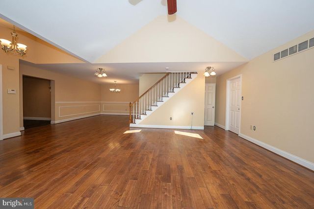 9315 EAGLE VIEW DR, Lafayette Hill, PA 19444