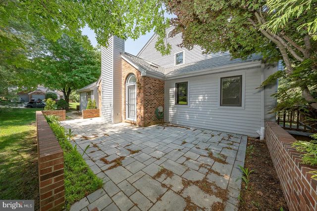 9315 EAGLE VIEW DR, Lafayette Hill, PA 19444