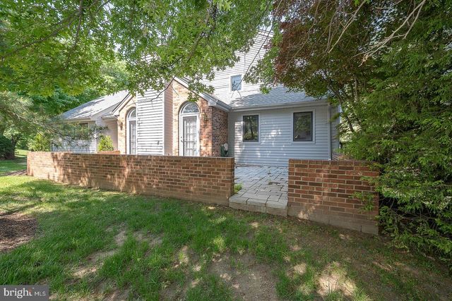 9315 EAGLE VIEW DR, Lafayette Hill, PA 19444