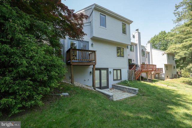 9315 EAGLE VIEW DR, Lafayette Hill, PA 19444